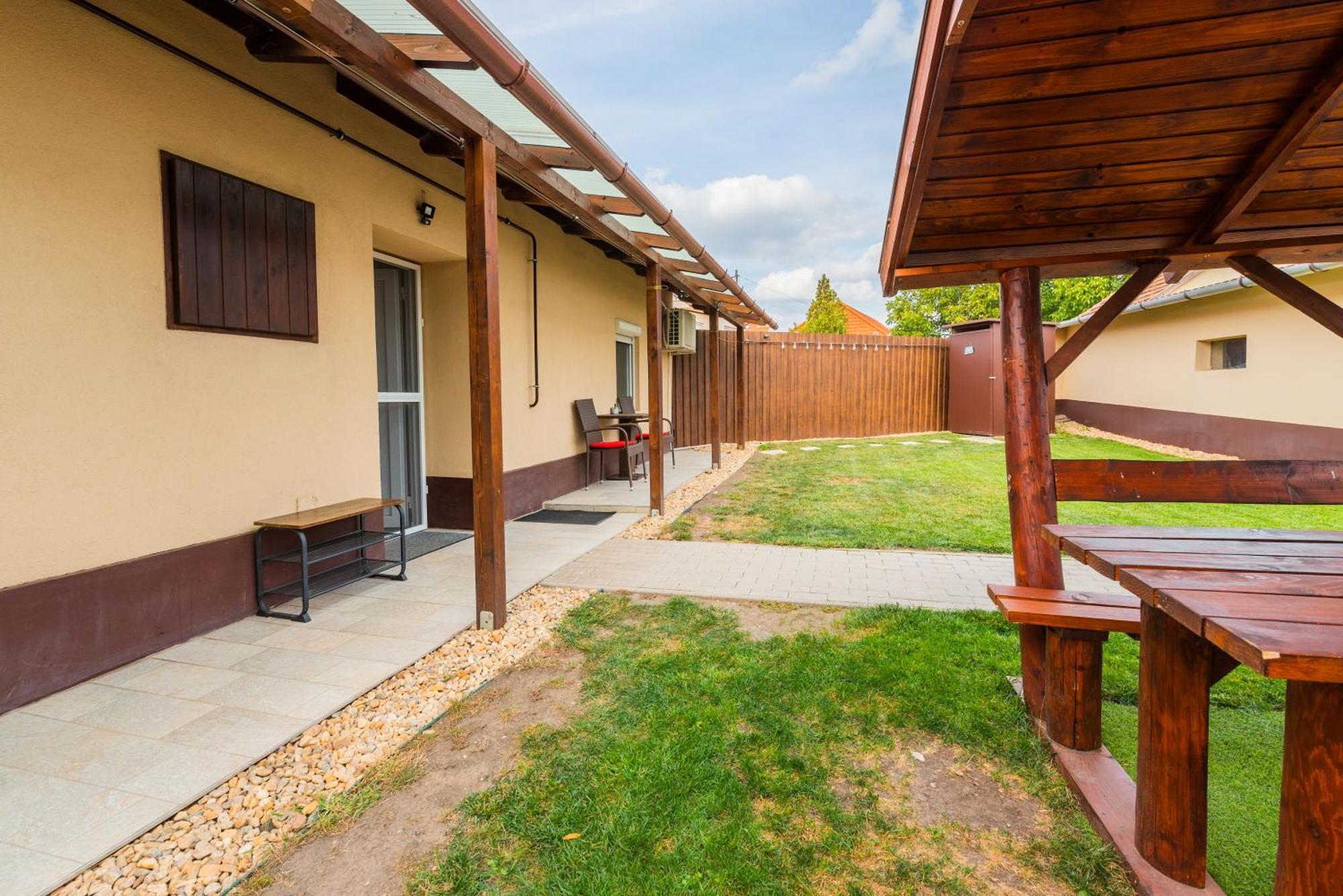 Villa Dio Vendeghaz Mezőkövesd Exterior foto